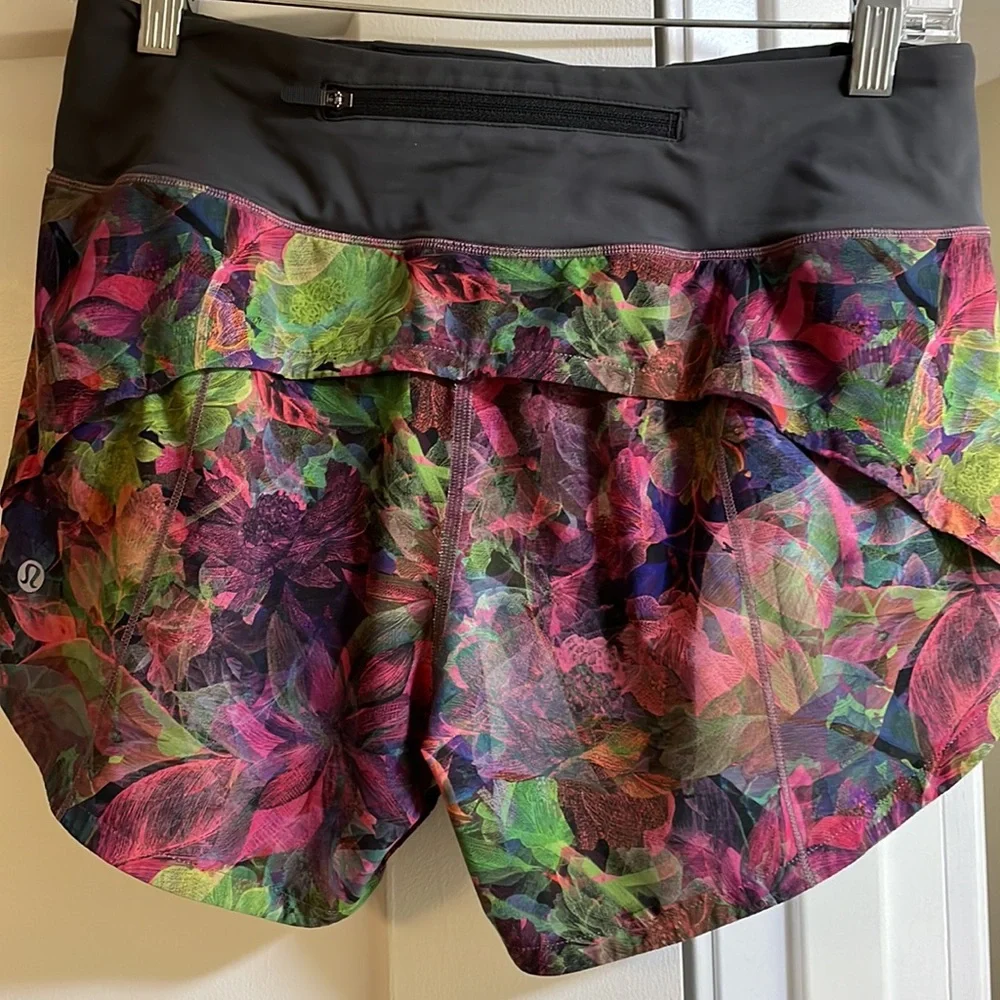 Lululemon Speed Up Low Rise 2 1/2” Lined Short Athletic Size 2 Gray/Multi Sport - Picture 2 of 6